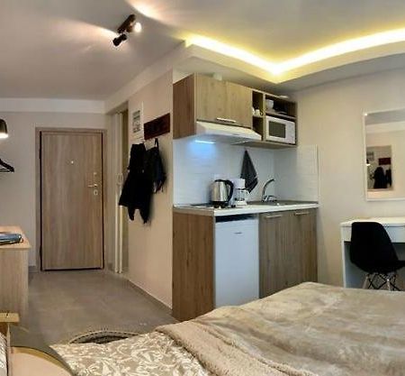Center Deluxe Studio Θεσσαλονίκη Εξωτερικό φωτογραφία