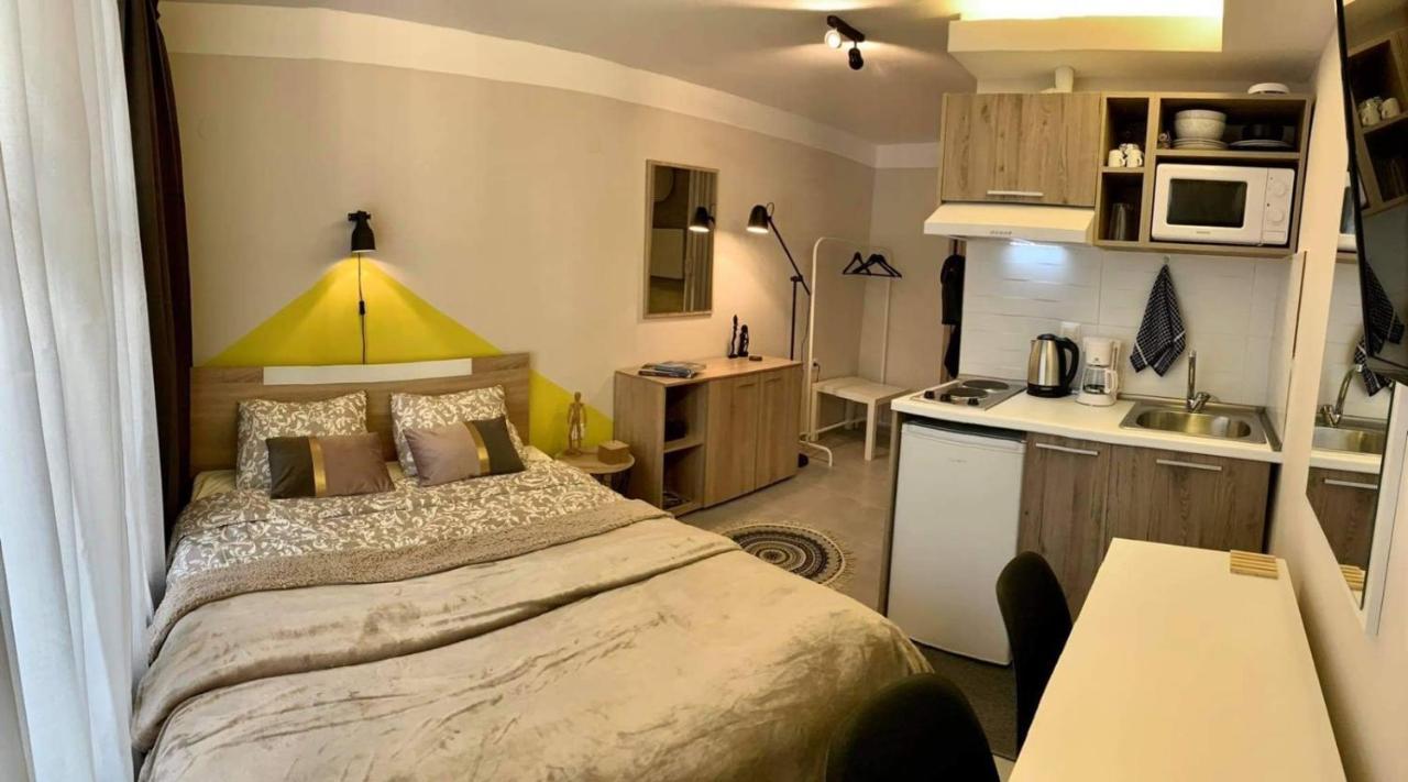 Center Deluxe Studio Θεσσαλονίκη Εξωτερικό φωτογραφία